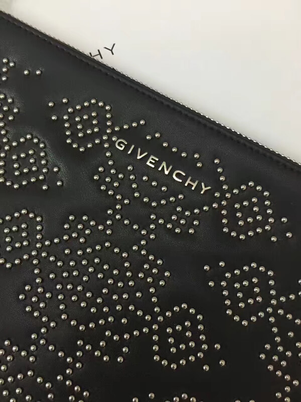 2017新作 GIVENCHY ジバンシィスーパーコピー スターパッチ レザーポーチ BK06072273005